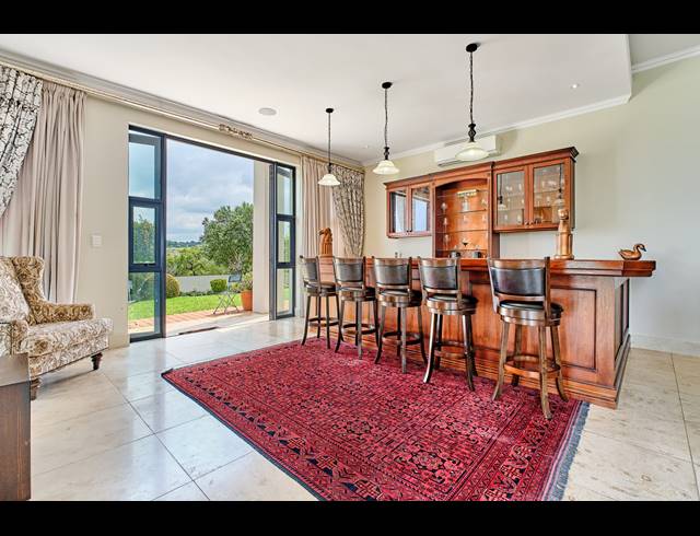 5 BEDROOM HOUSE FOR SALE IN BLUE HILLS EQUESTRIAN ESTATE